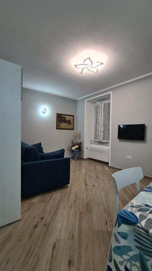 La Casa Di Ia Apartment Vernazza Luaran gambar