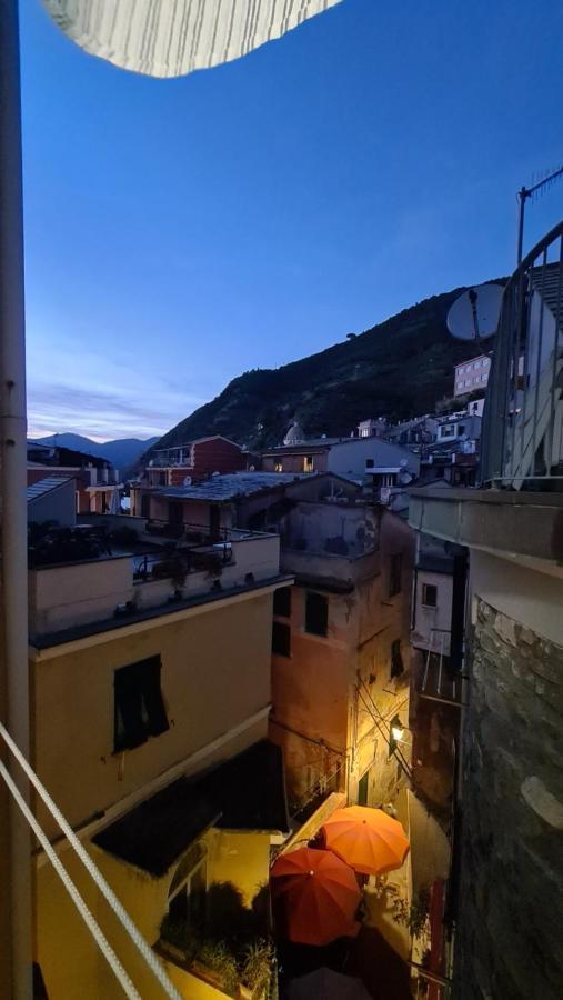 La Casa Di Ia Apartment Vernazza Luaran gambar